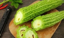 网红挑战吃绿瓜糖,网红挑战吃绿瓜糖，绿色糖果的甜蜜诱惑