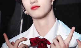 队友爆料丁程鑫是谁啊视频,队友爆料背后的明星魅力