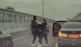 爆料农村宝马事件视频播放,一场引发热议的豪车争议