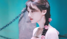 娱乐吃瓜美少女侯明昊,娱乐吃瓜界的青春偶像