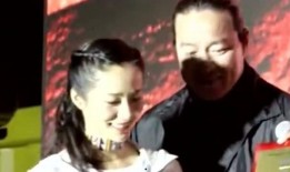 两个小孩娱乐圈爆料,两位小童星背后的娱乐圈风云